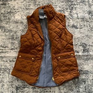 Crown and ivy quilted vest